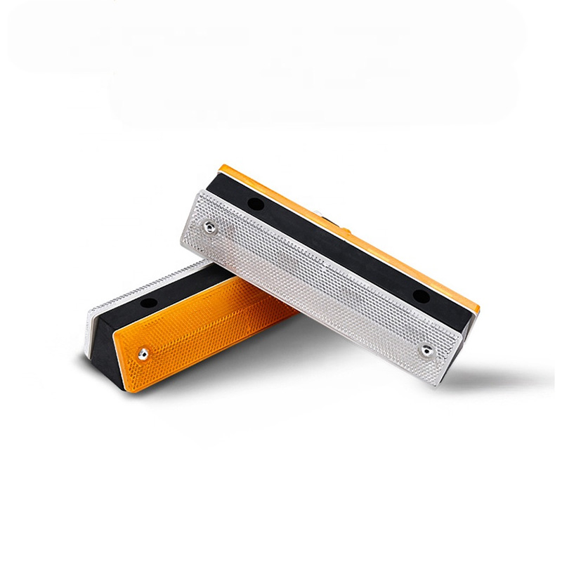 XP-PTGRD1810 Reflective Guardrail Delineator